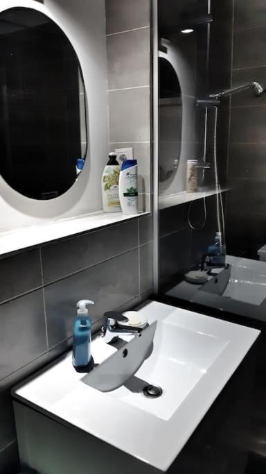 Buna Ziua Apartment Tonitza Nic. Клуж-Напока Экстерьер фото